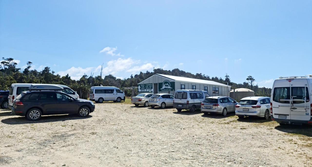 Rarakau Lodge Tuatapere Exterior photo